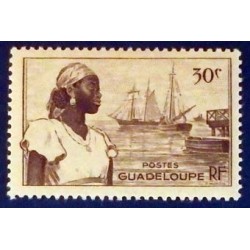 Guadeloupe YT 198 *